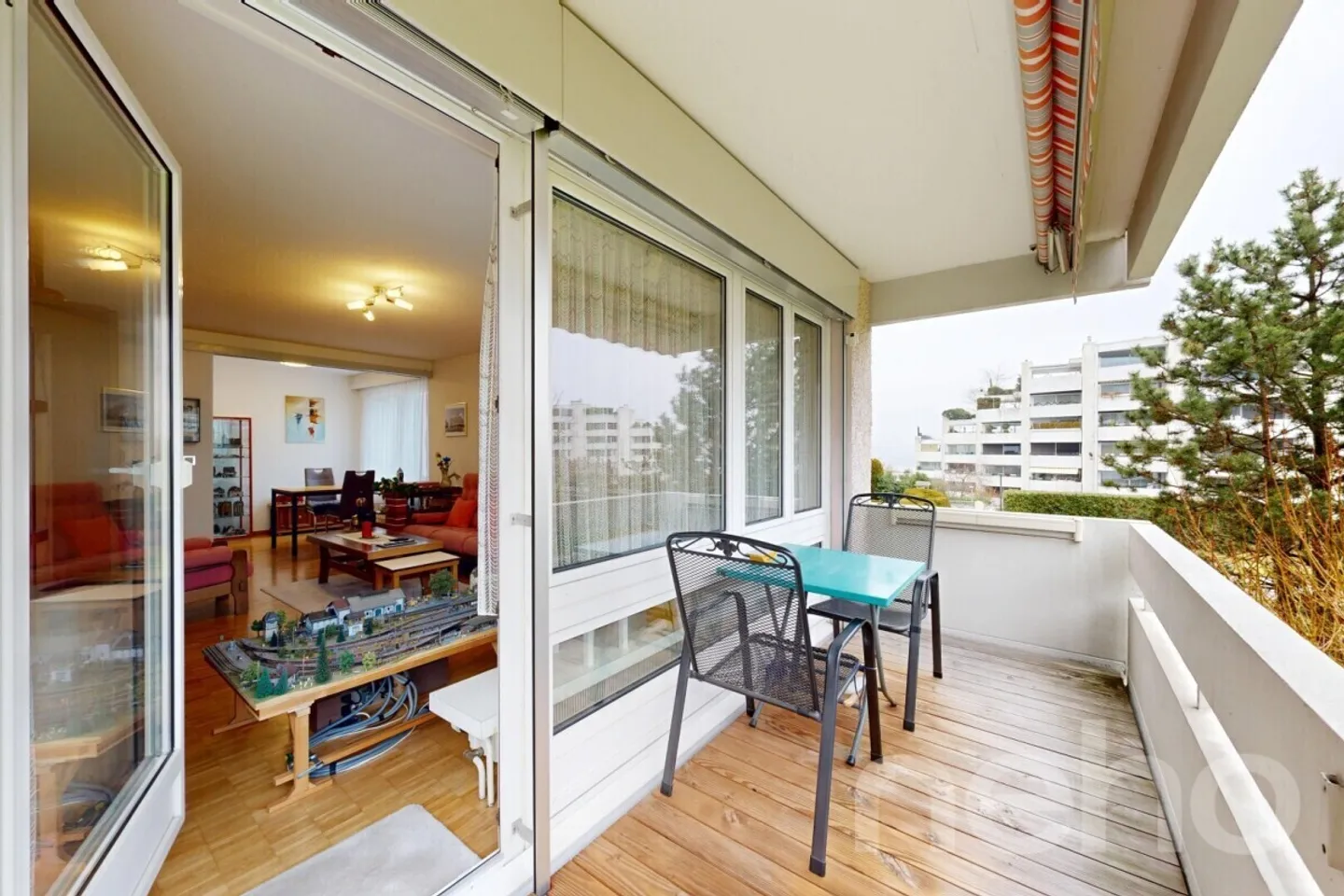 Practical apartment in a central residential area in Horgen - Photo 2 of 12