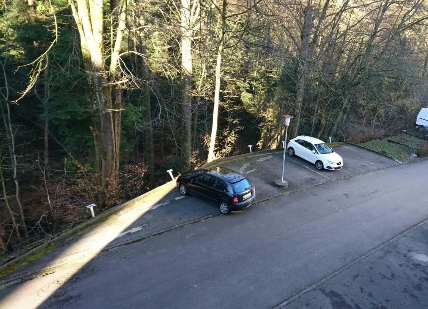 Place de parking non couverte - Photo 1 sur 1