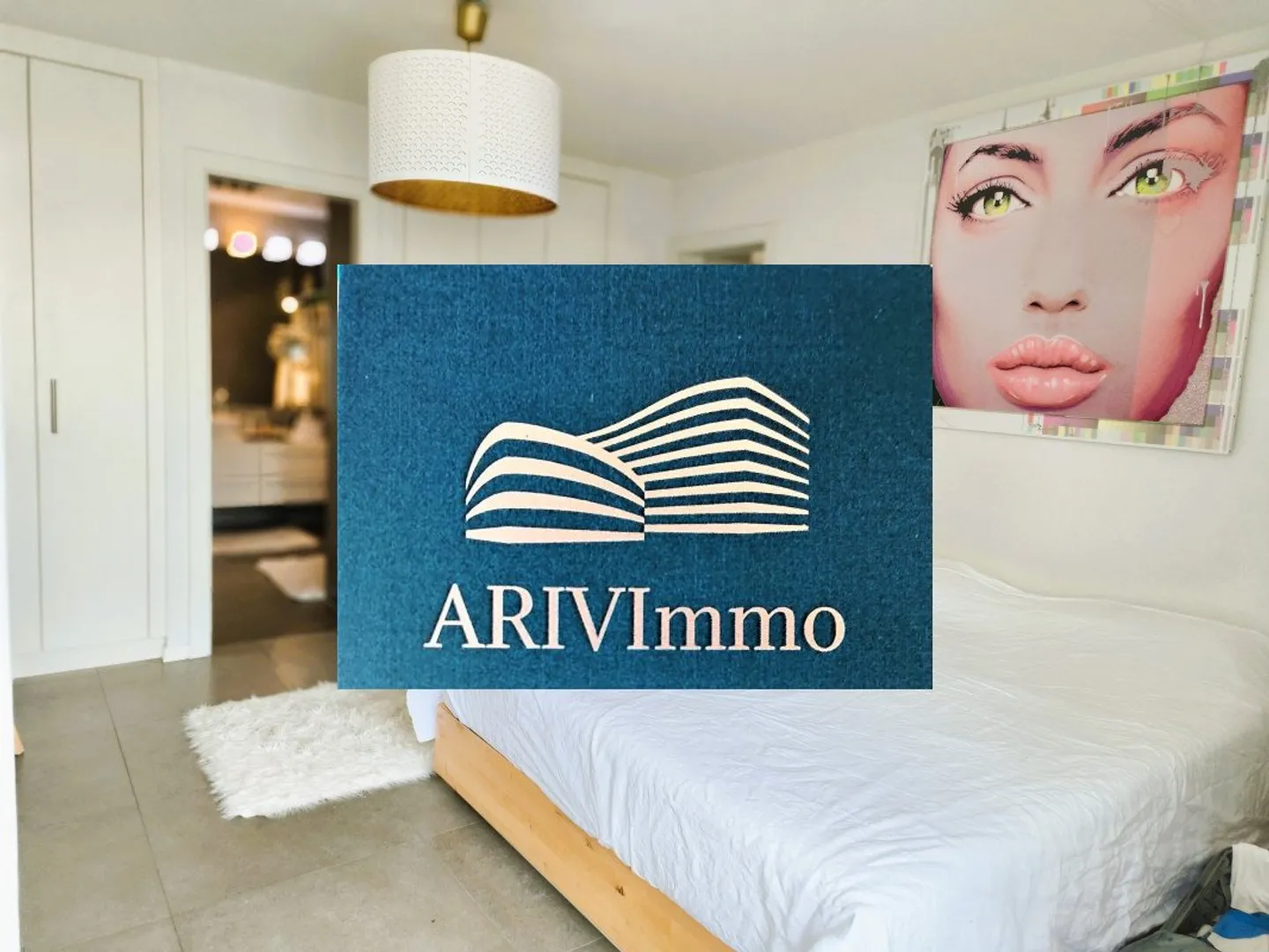 VUE INHABITUELLE, PENTHOUSE ATYPIQUE - Photo 9 sur 11