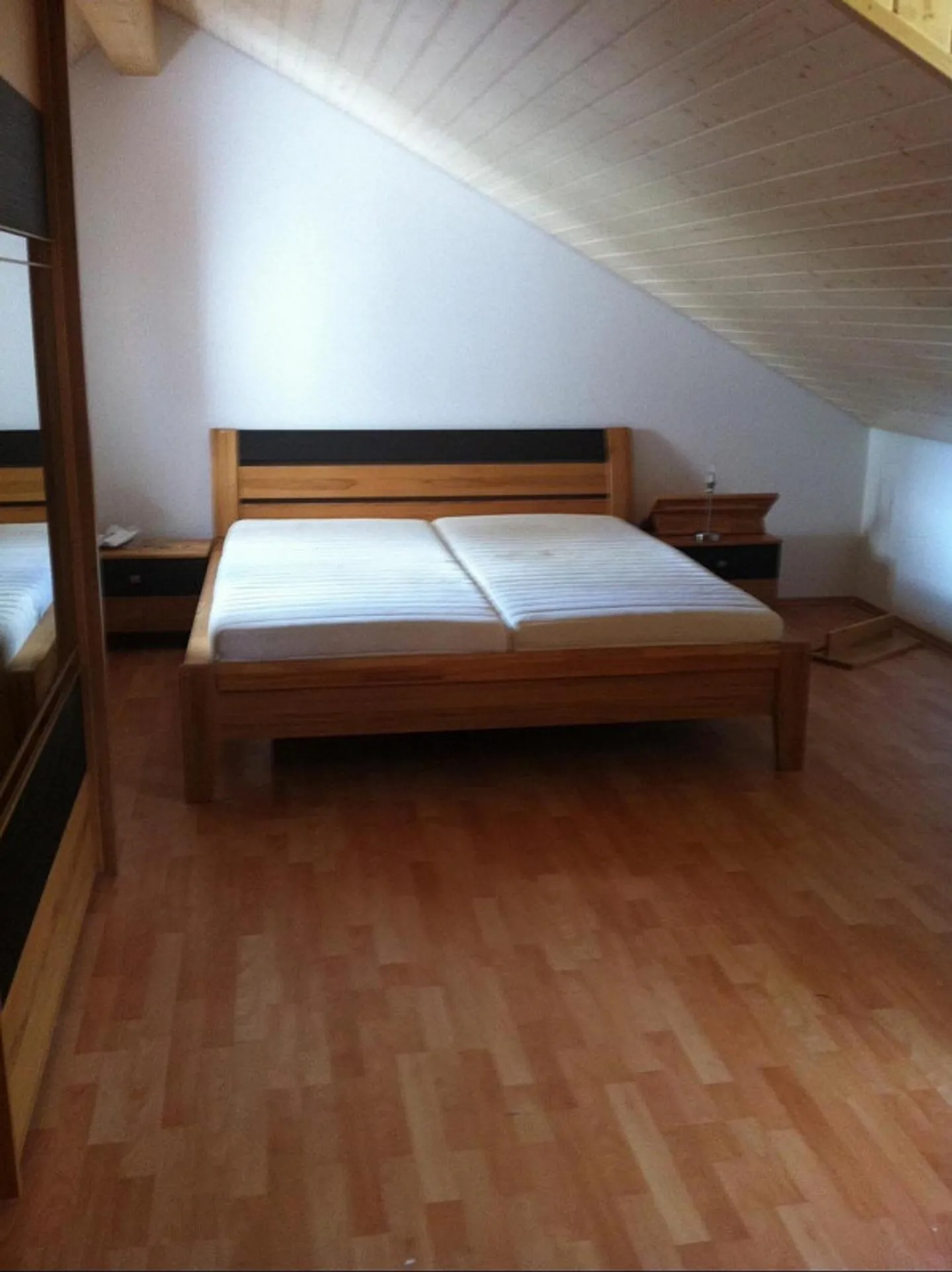 Spacious, Modern Corner Single-Family House - Photo 6 of 9