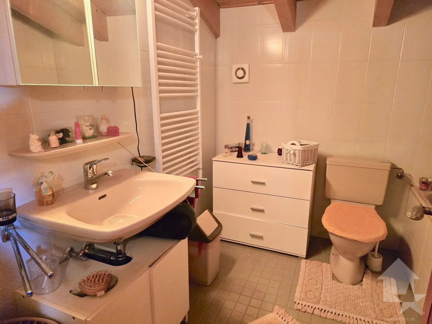 «Chalet de 5,5 pièces de 140 m2 sur les hauts de Savièse» - Photo 16 sur 30