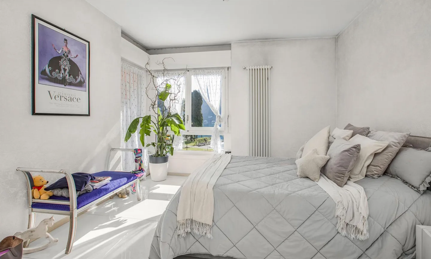 Magnificent and bright 4.5-room apartment with pool in Maroggia - Photo 5 of 9
