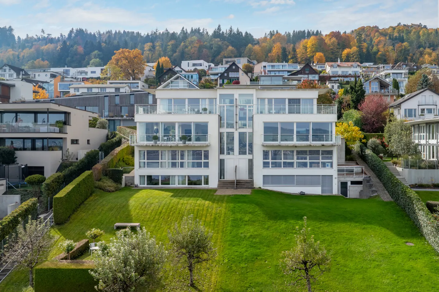 Semi-Detached House - Photo 1 of 8