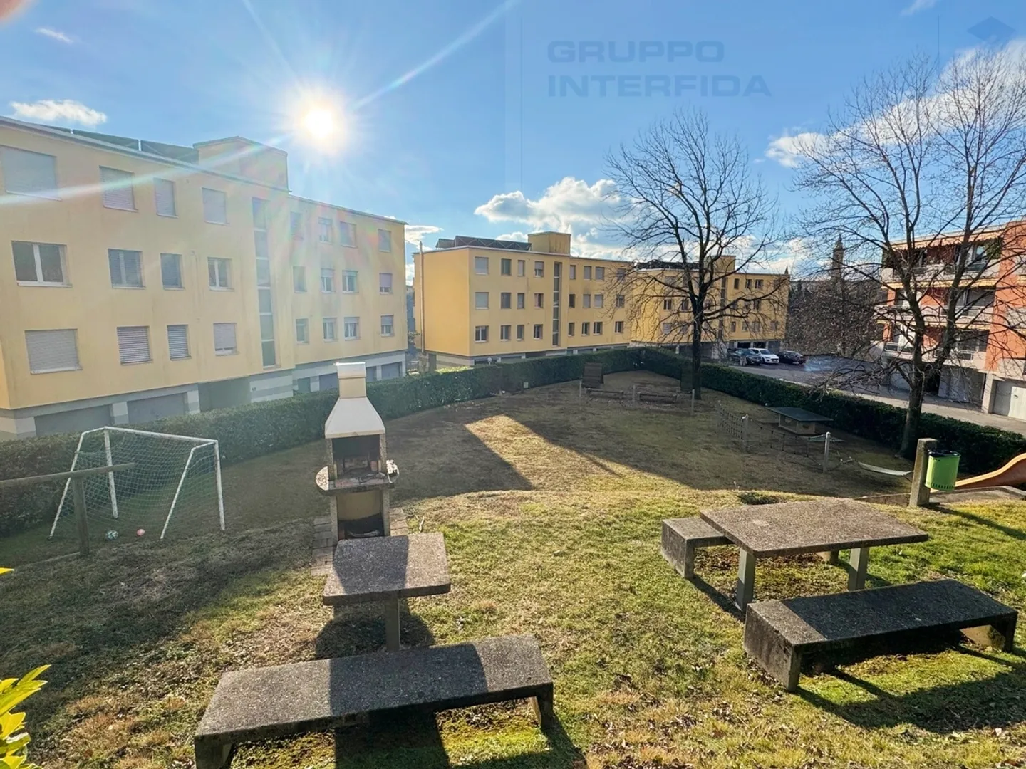 APPARTAMENTO LUMINOSO DI 3,5 LOCALI A MORBIO INFERIORE - Foto 9 di 9