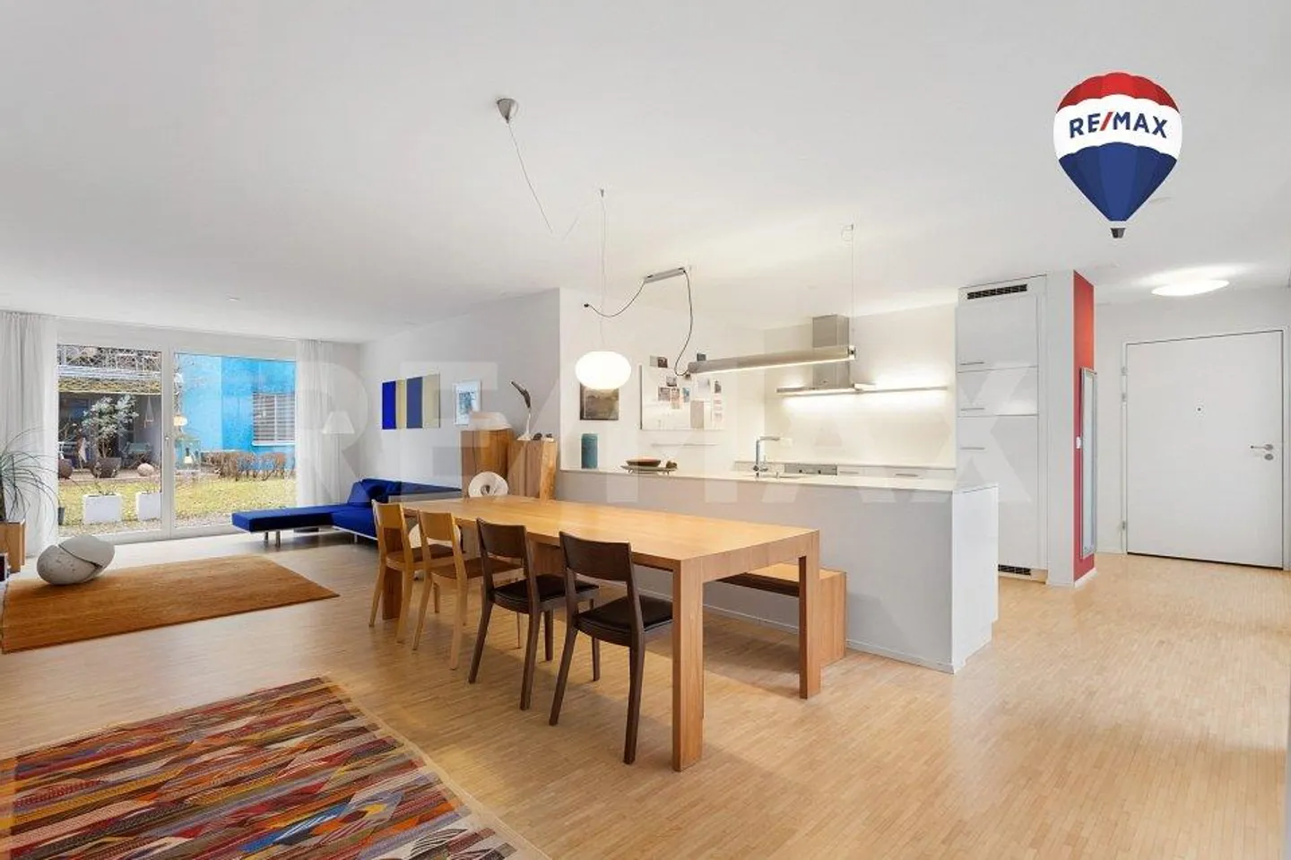 Modern and spacious 5.5-room garden apartment - Photo 1 of 13