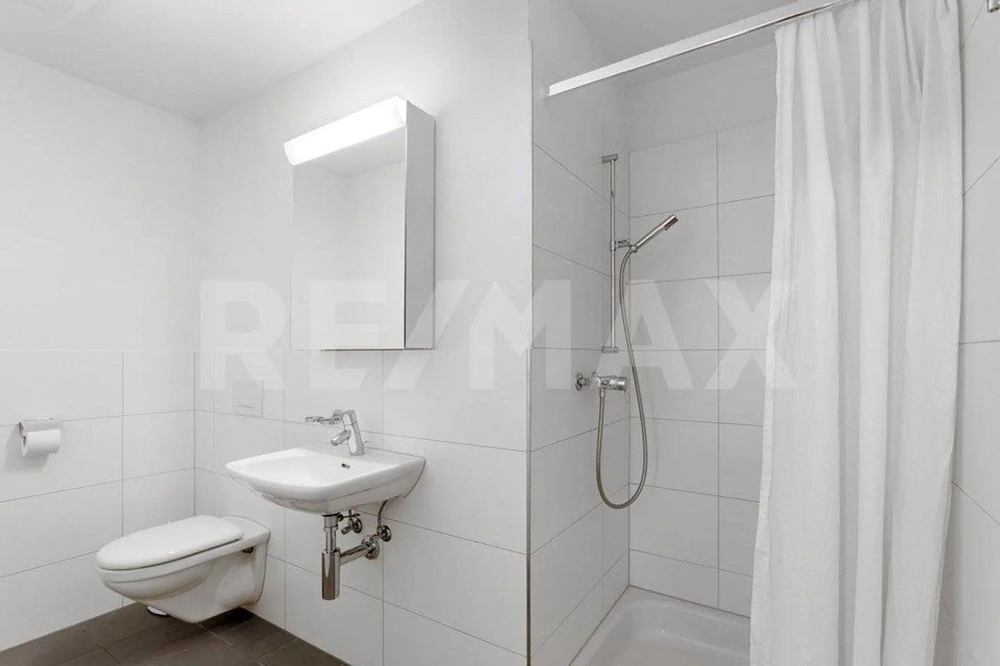 Modern and spacious 5.5-room garden apartment - Photo 10 of 13