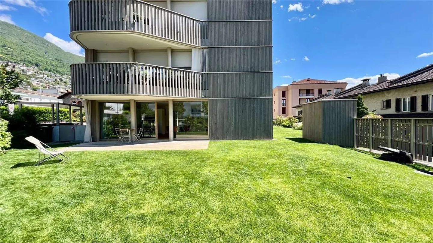 Minusio - Nouvel appartement avec grand jardin et vue sur le lac - Photo 1 sur 13