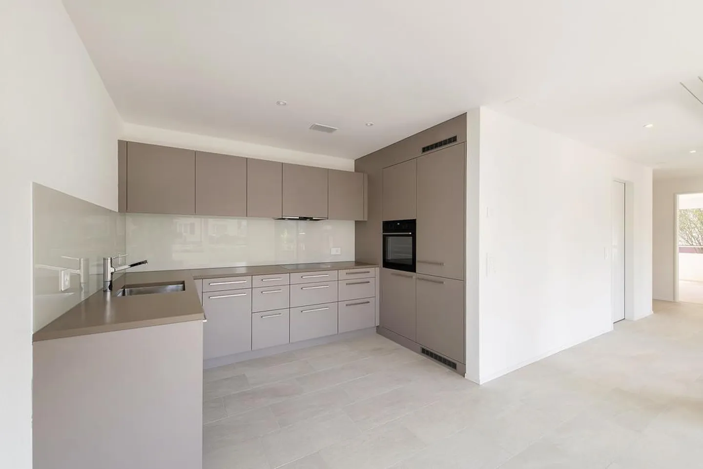 Appartamento moderno di 3,5 locali nel complesso residenziale al parco - Foto 8 di 8