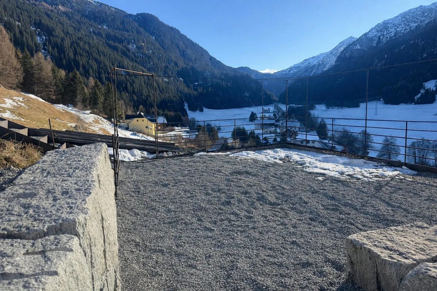 Casa di approvazione della seconda casa "Casa Pacifica", Rona, GR - Foto 9 di 11