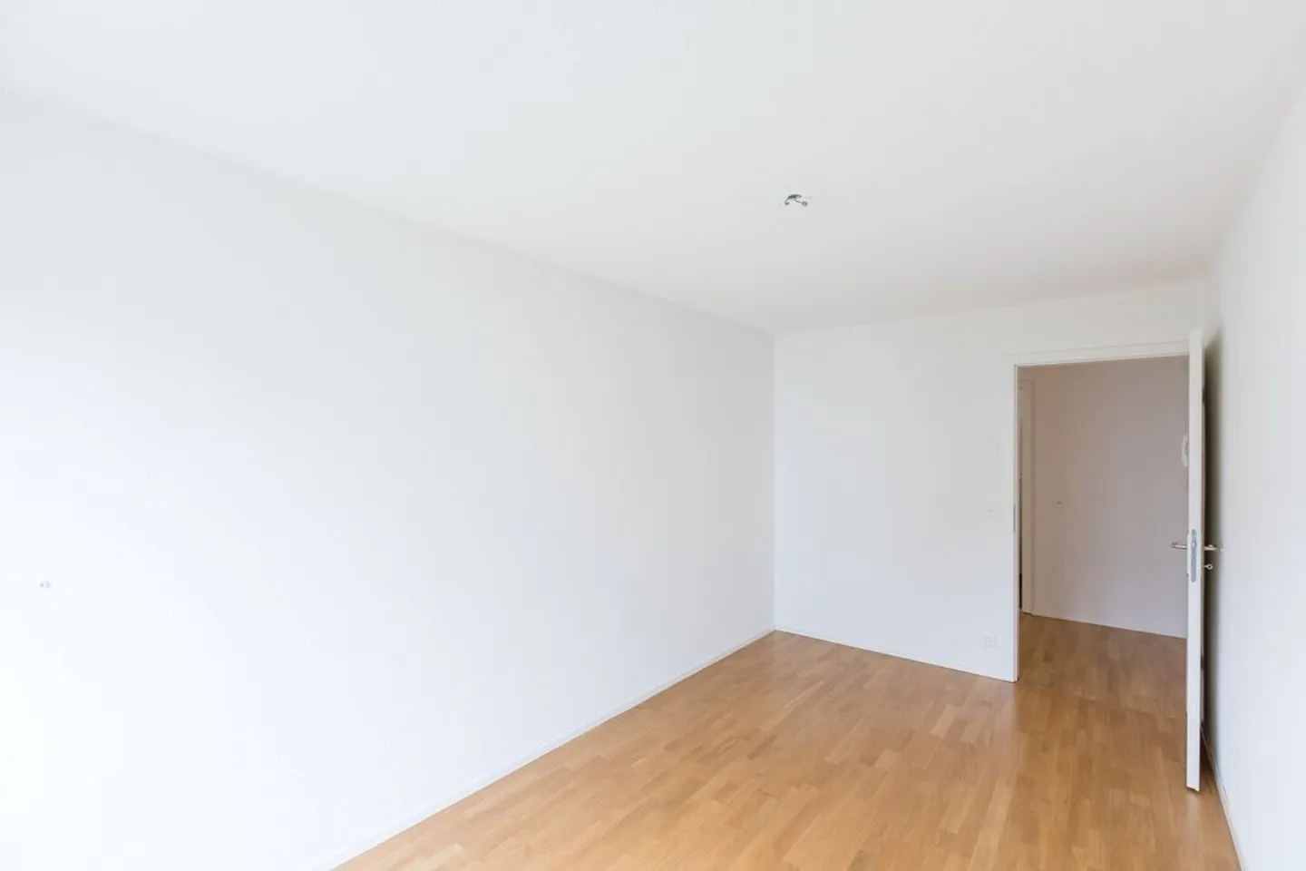 4.5 Room Apartment - Photo 7 of 9