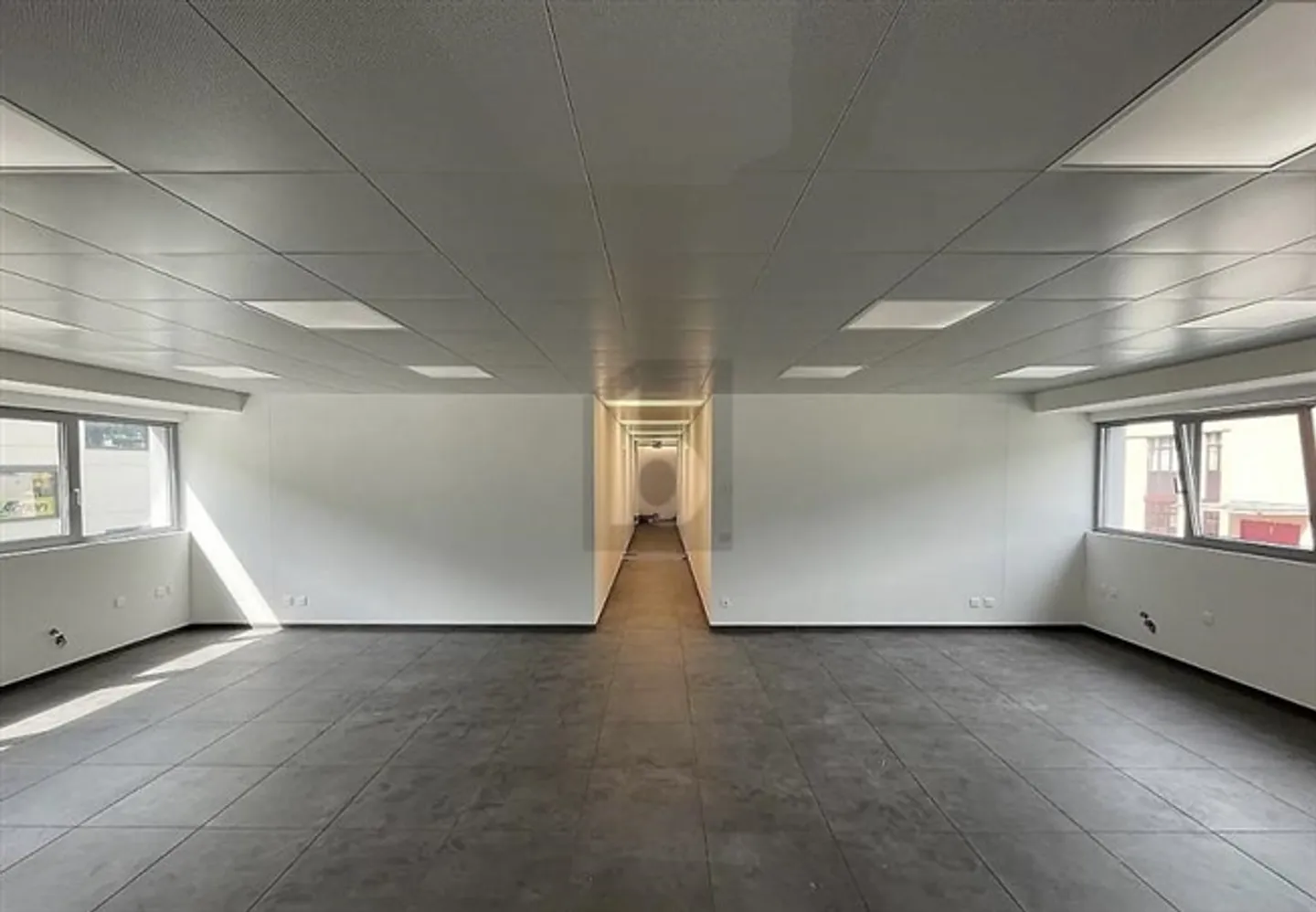 Neues Gewerbegebäude - Foto 5 von 6