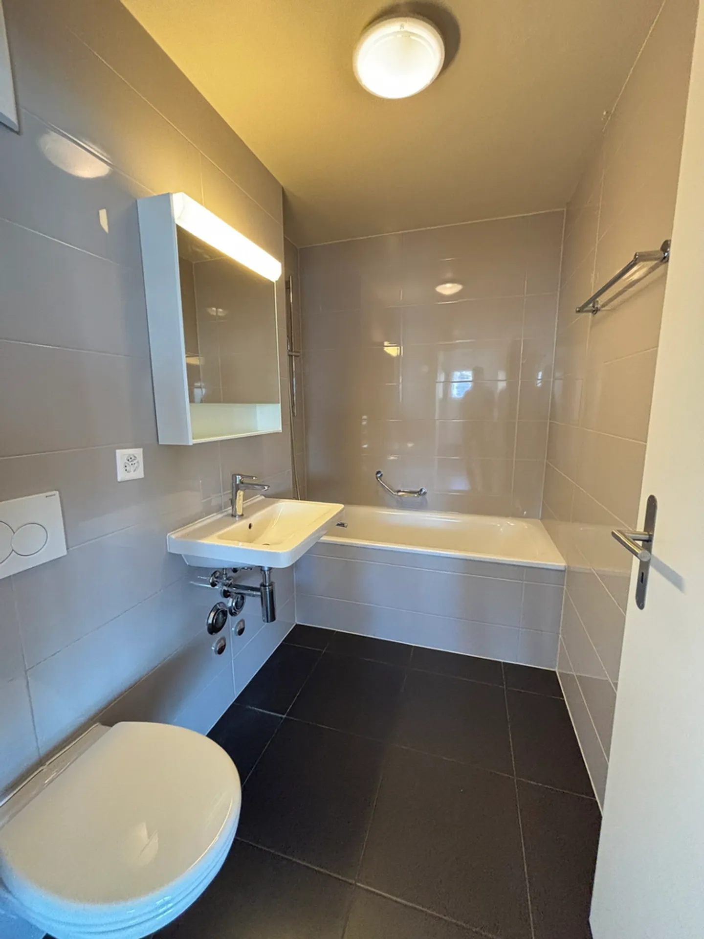 Appartement moderne à Lausanne - Photo 6 sur 10