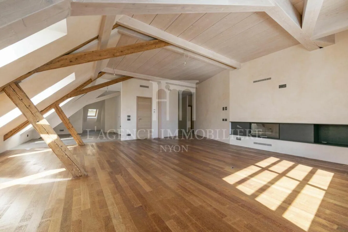 Attique 5.5 pièces à Aubonne - Photo 1 sur 11