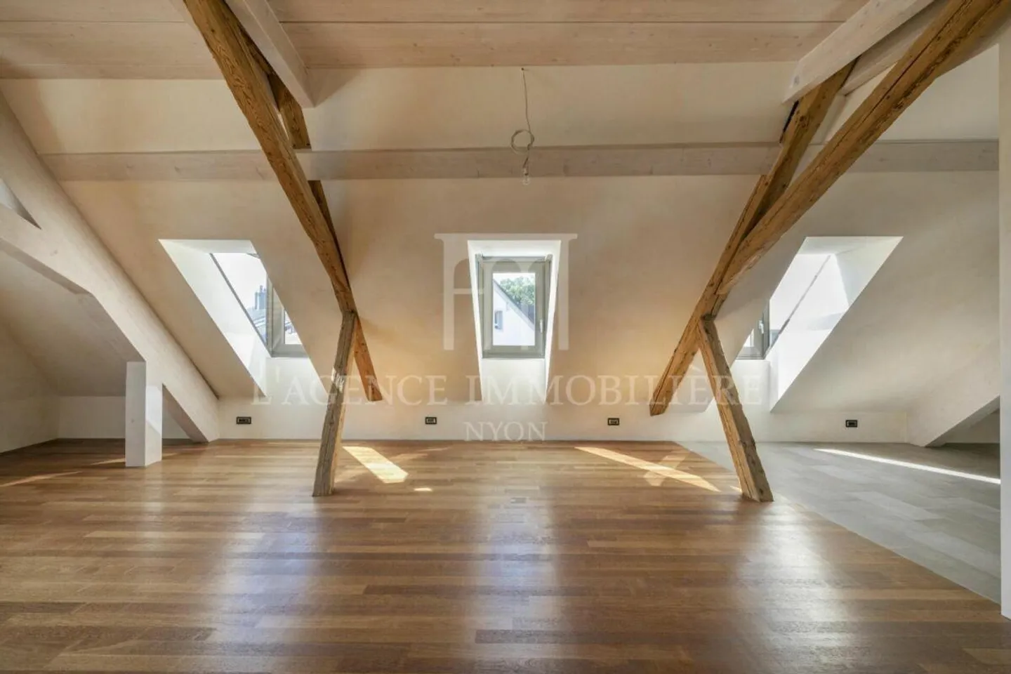 Attique 5.5 pièces à Aubonne - Photo 3 sur 11