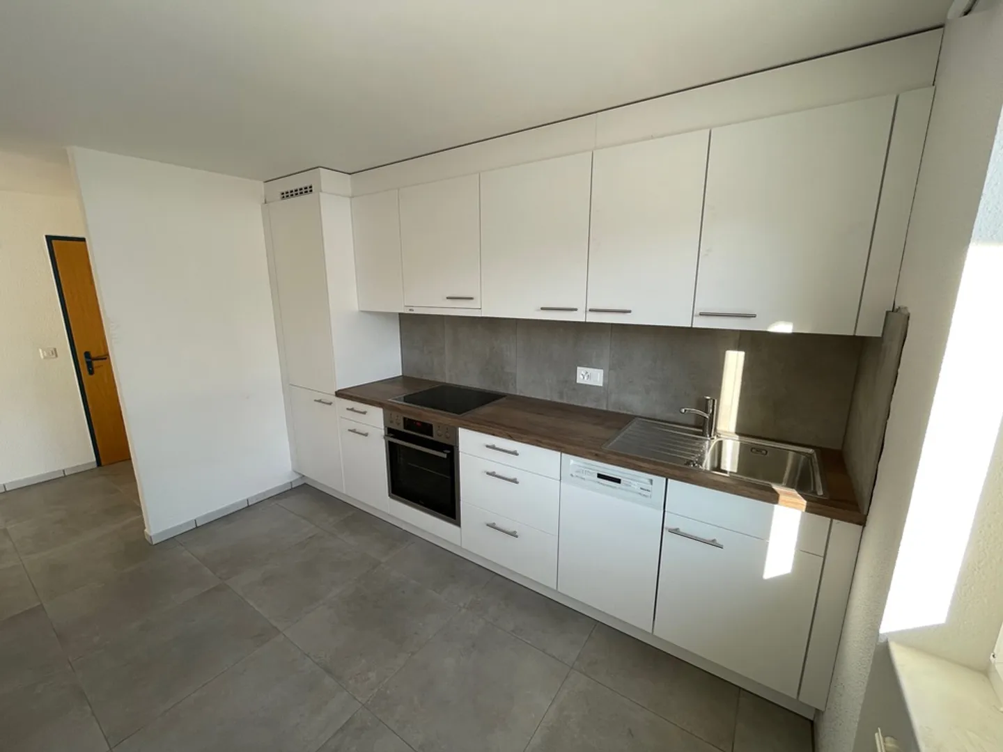 Appartement 2.5 pièces - Photo 4 sur 8