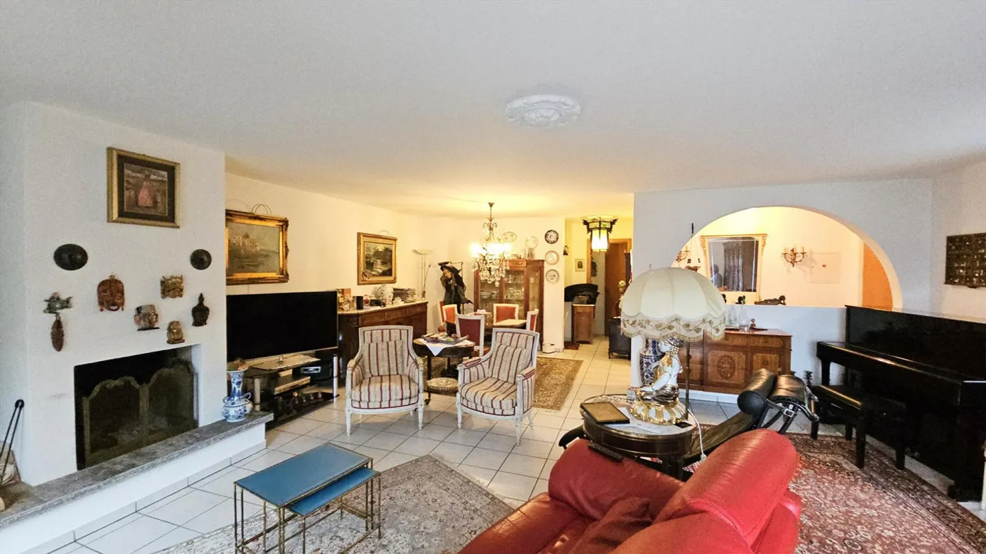 5.5 room villa with views of Lake Maggiore in Pianezzo - Photo 2 of 9