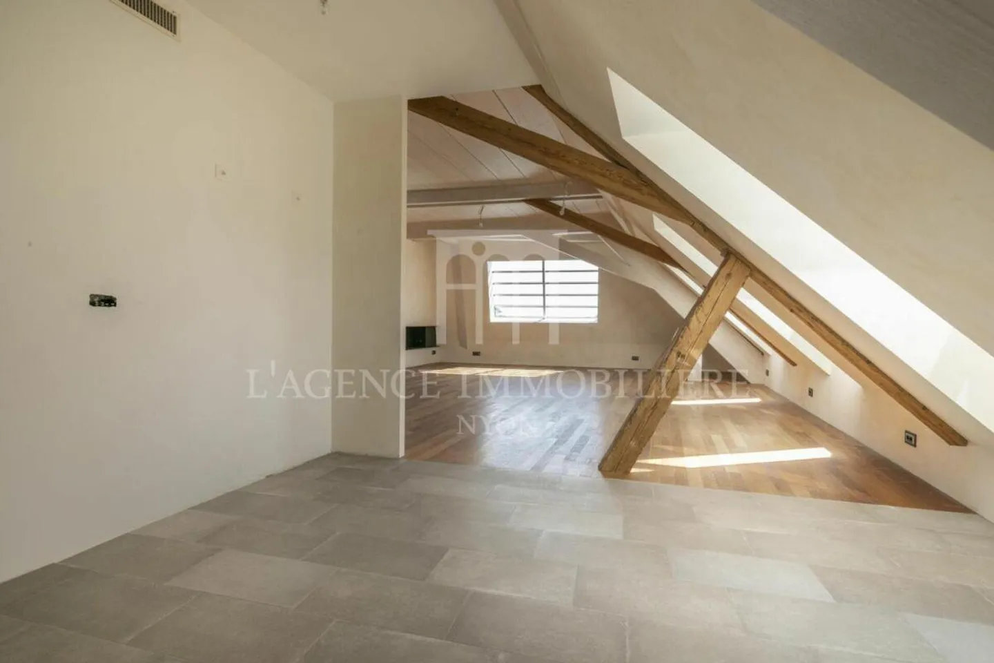 Attique 5.5 pièces à Aubonne - Photo 6 sur 11