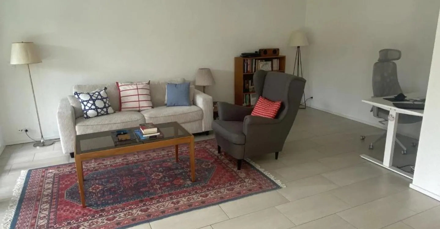3.5-room apartment with balcony - Photo 3 of 6