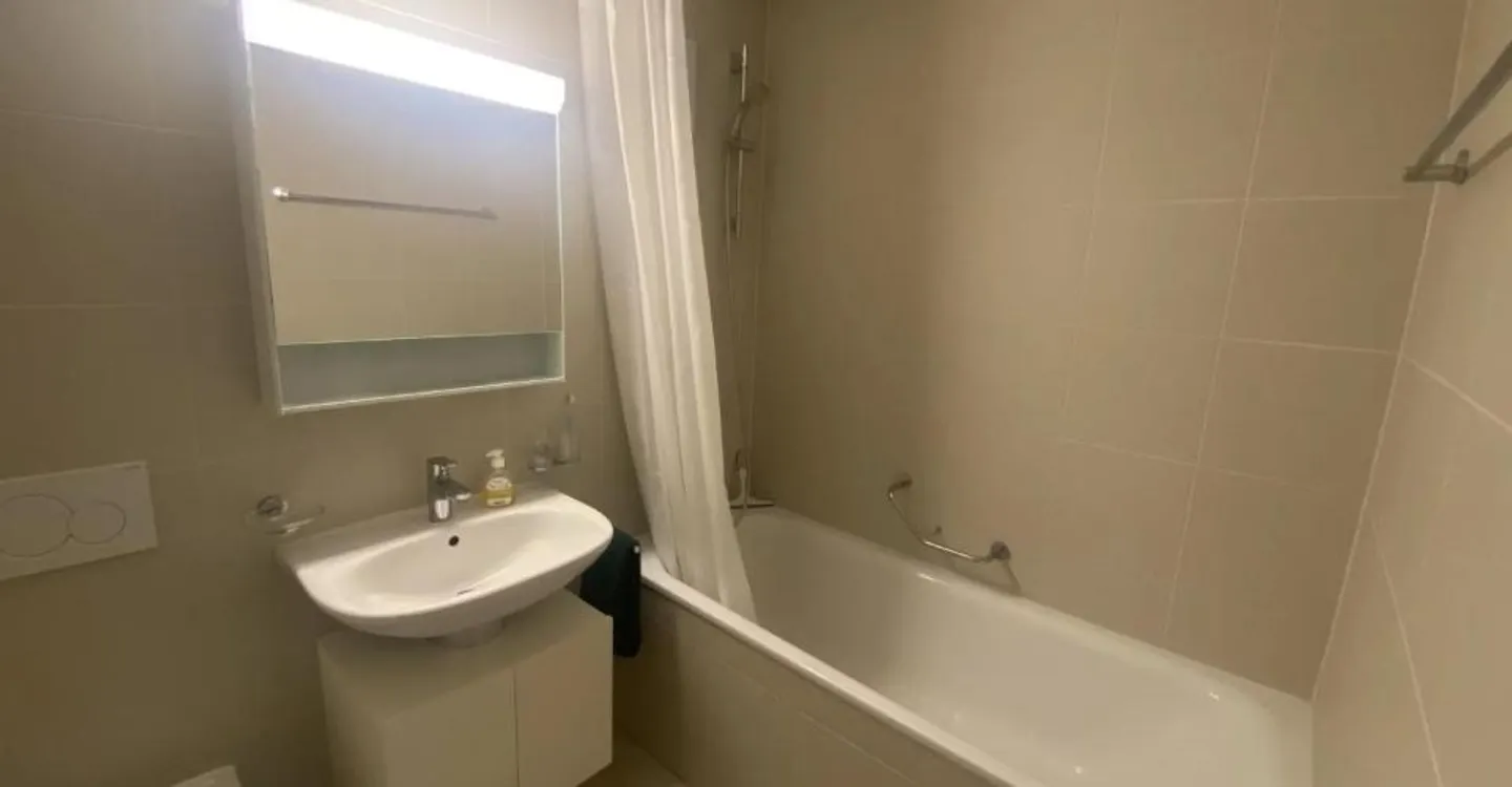 3.5-room apartment with balcony - Photo 6 of 6