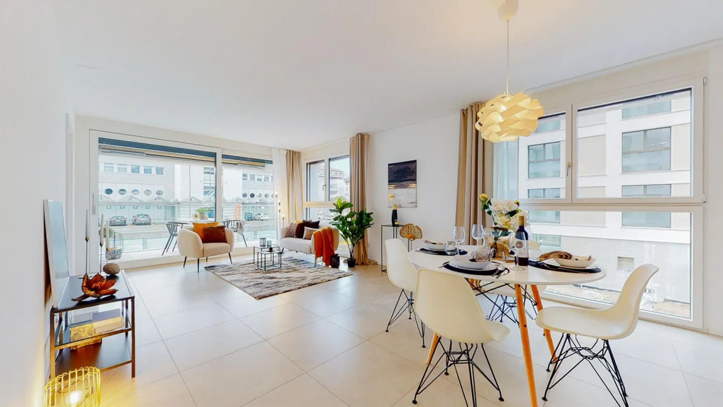 LocTower  Prestigioso 3.5 locali a due passi dal Lago Maggiore - Foto 2 di 7