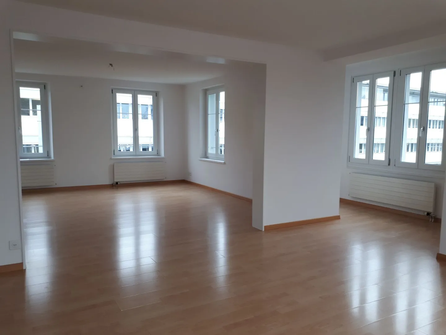 Vivre au-dessus des toits de la ville - Photo 5 sur 7