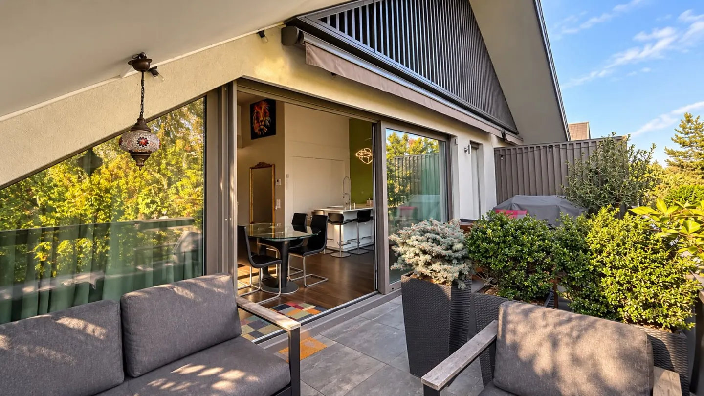 Superbo duplex attico nel cuore di Mies - Foto 9 di 10