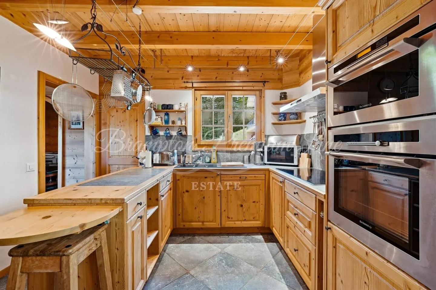 Charming Chalet in St-Cergue - Photo 6 of 13