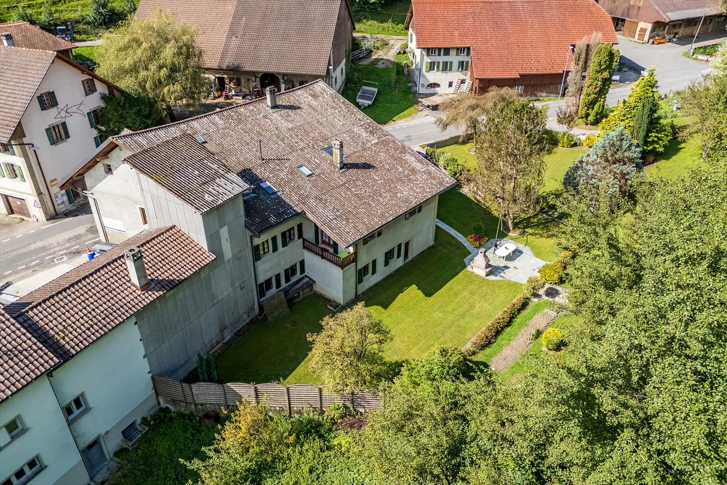 Magnifica casa indipendente di 9,5 stanze a Peney-le-Jorat - Foto 1 di 16