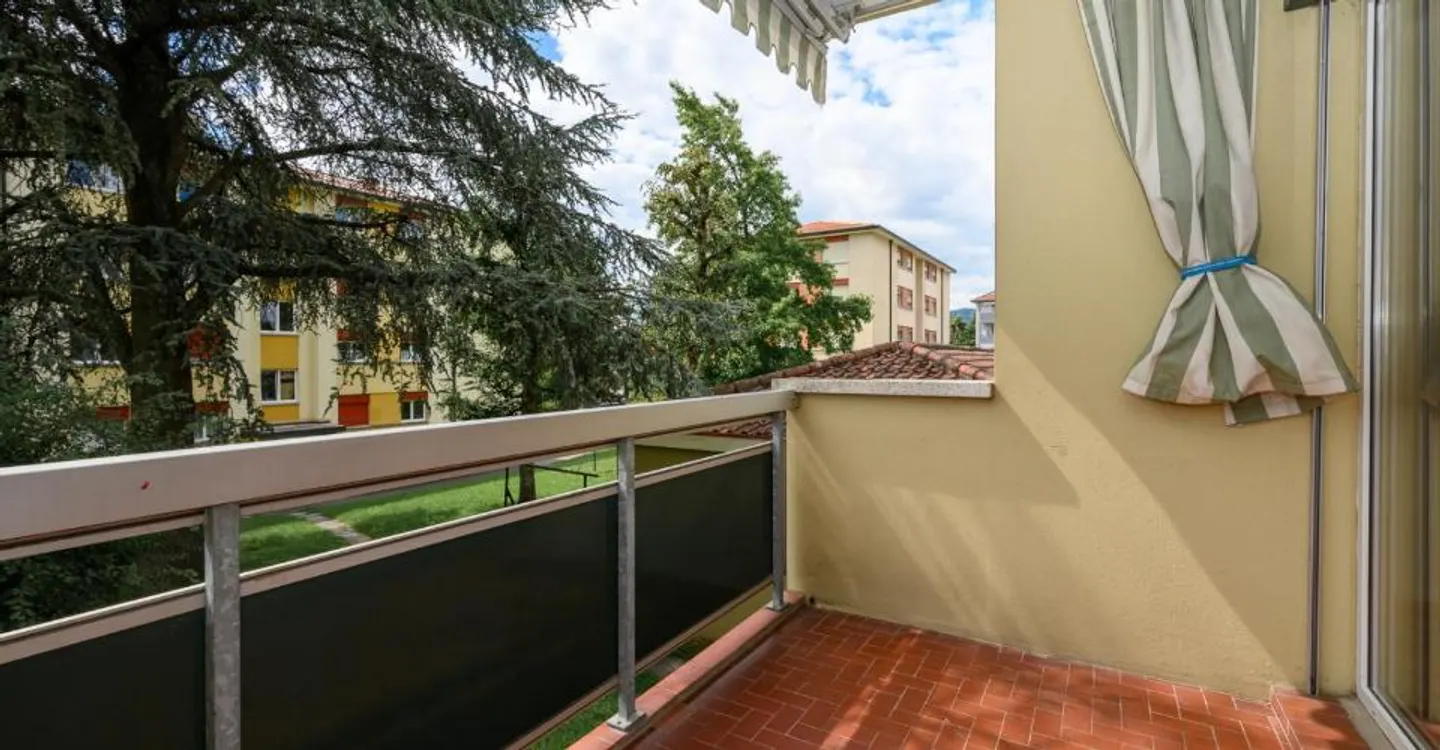 Helle und geräumige Wohnung - Foto 6 von 6