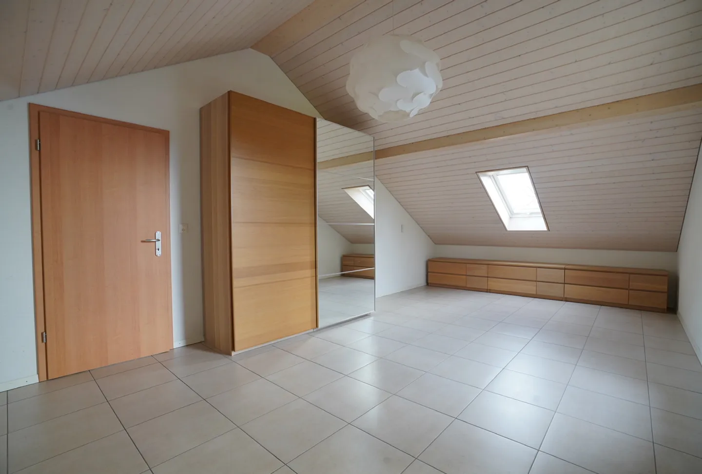 Dernier étage 4.5 pièces - Photo 7 sur 19