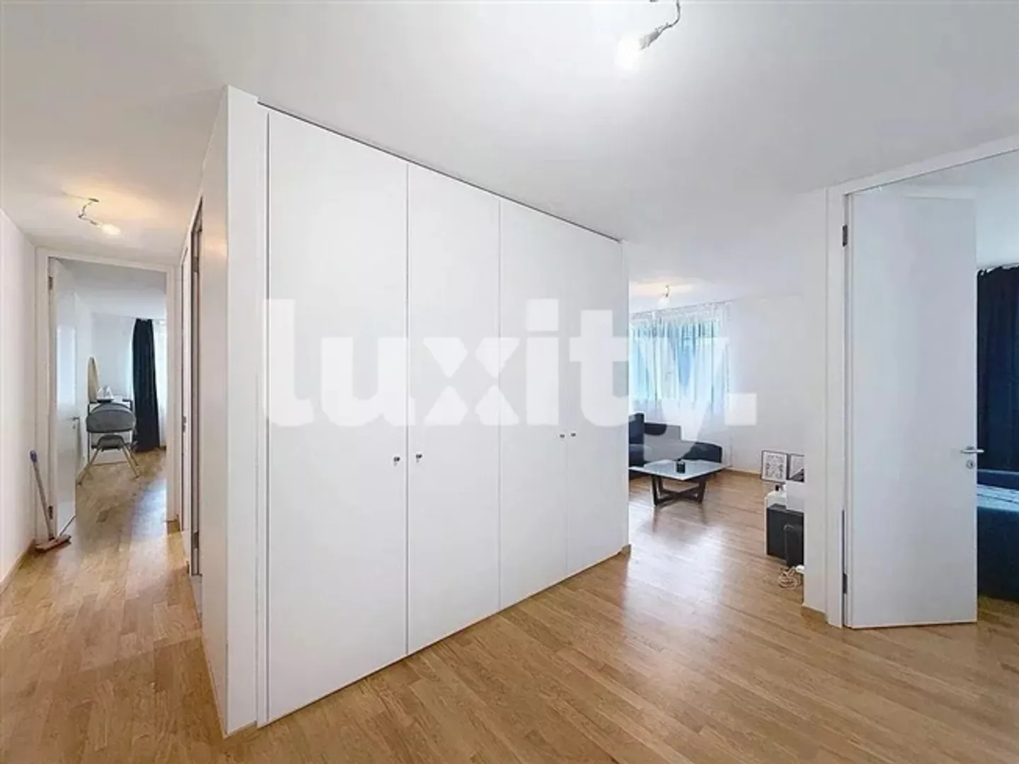 For rent - Beautiful, modern apartment in Crans. - Photo 8 of 8