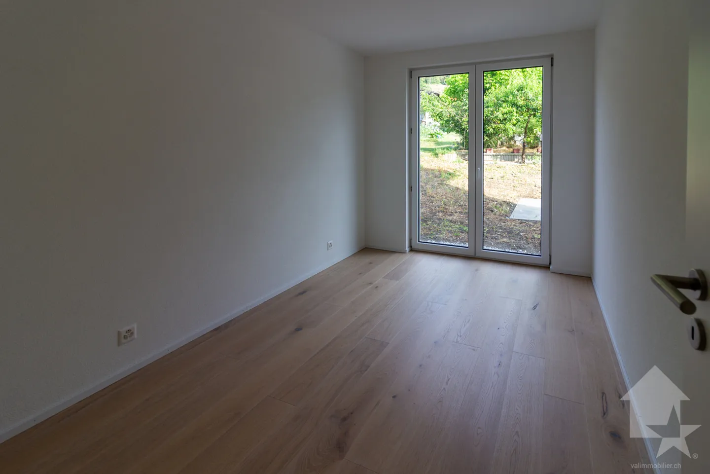 Magnificent 4.5 rooms new of 137m2 with large balcony - Photo 14 of 18