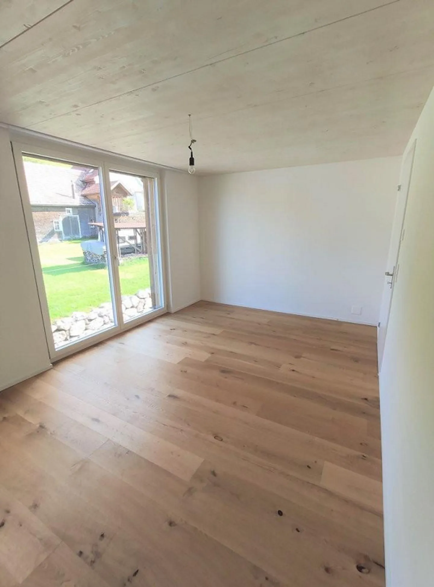 Charmante Wohnung in Grub - Foto 3 von 8