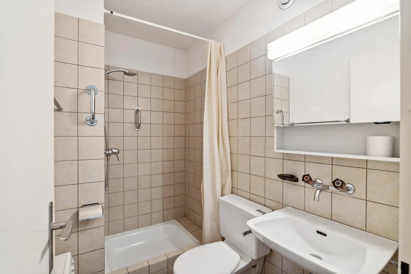 Great maisonette apartment with fireplace - good location! - Photo 11 of 13