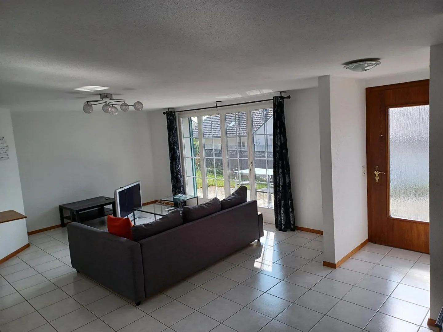 Appartement 2 pièces ensoleillé - Photo 3 sur 4