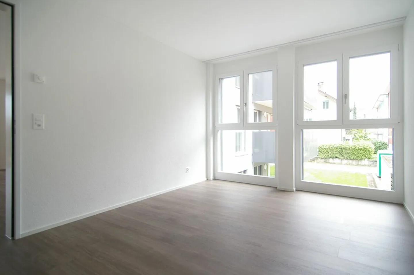 Designer Apartment for Rent on the 1st Floor Left - Photo 6 of 9