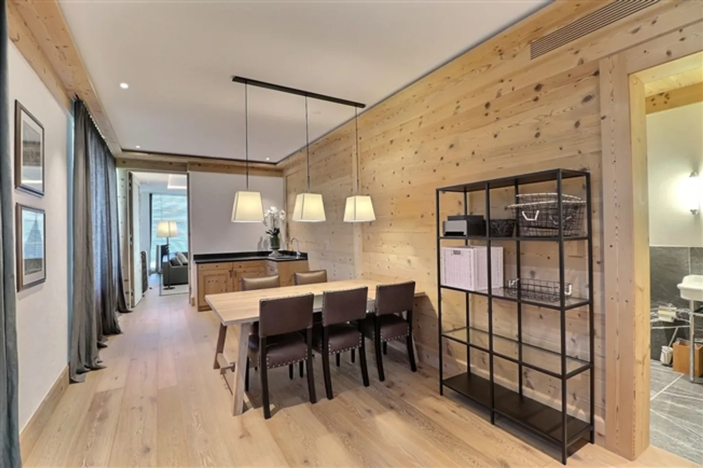 EXCEPTIONAL PENTHOUSE – 180° VIEW - Photo 13 of 13