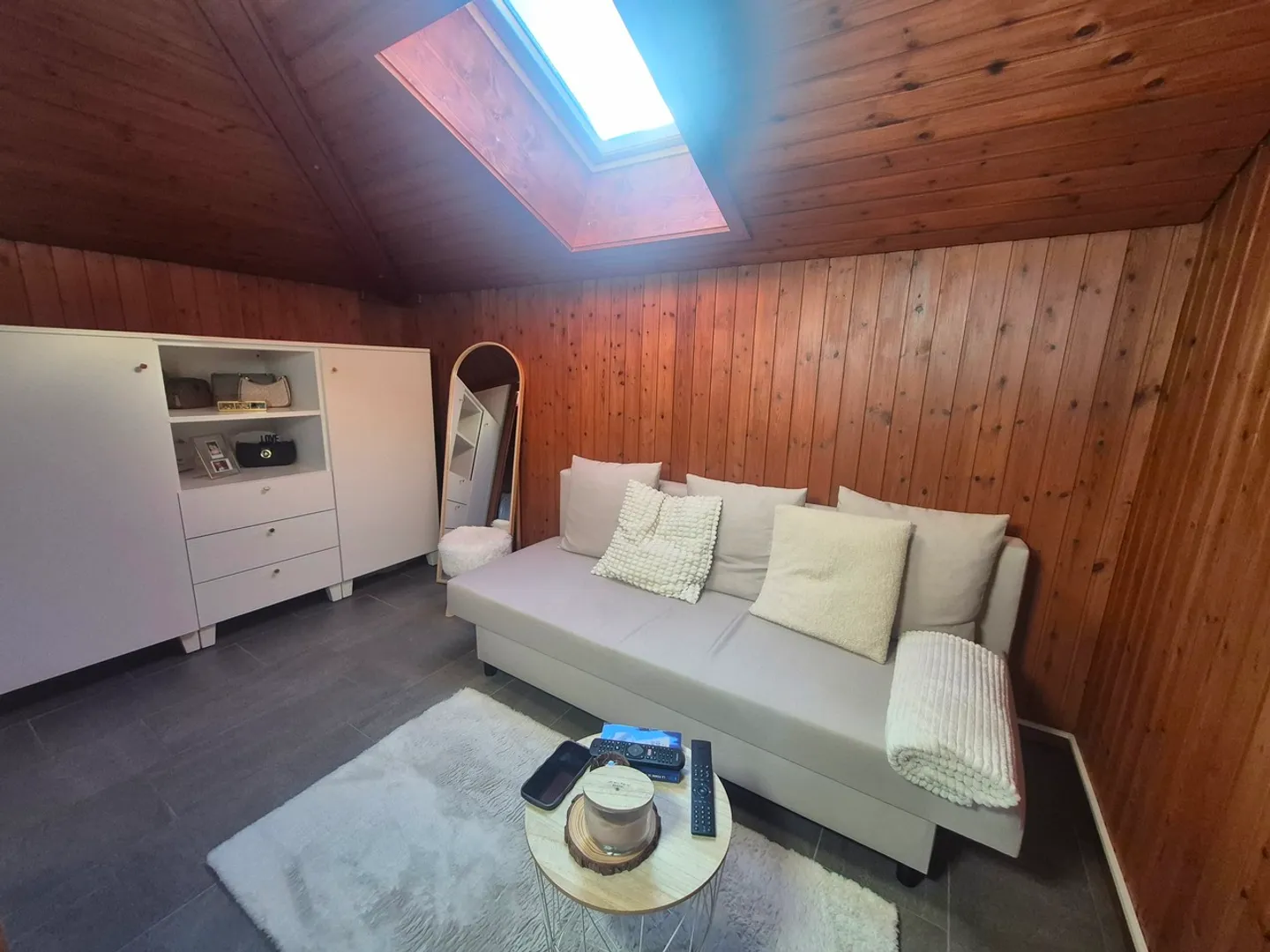 Apartment for rent - Photo 5 of 7