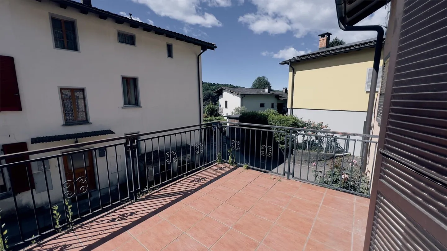 4,5-Zimmer-Haus zur Renovierung in Sessa - Tresa - Foto 6 von 9