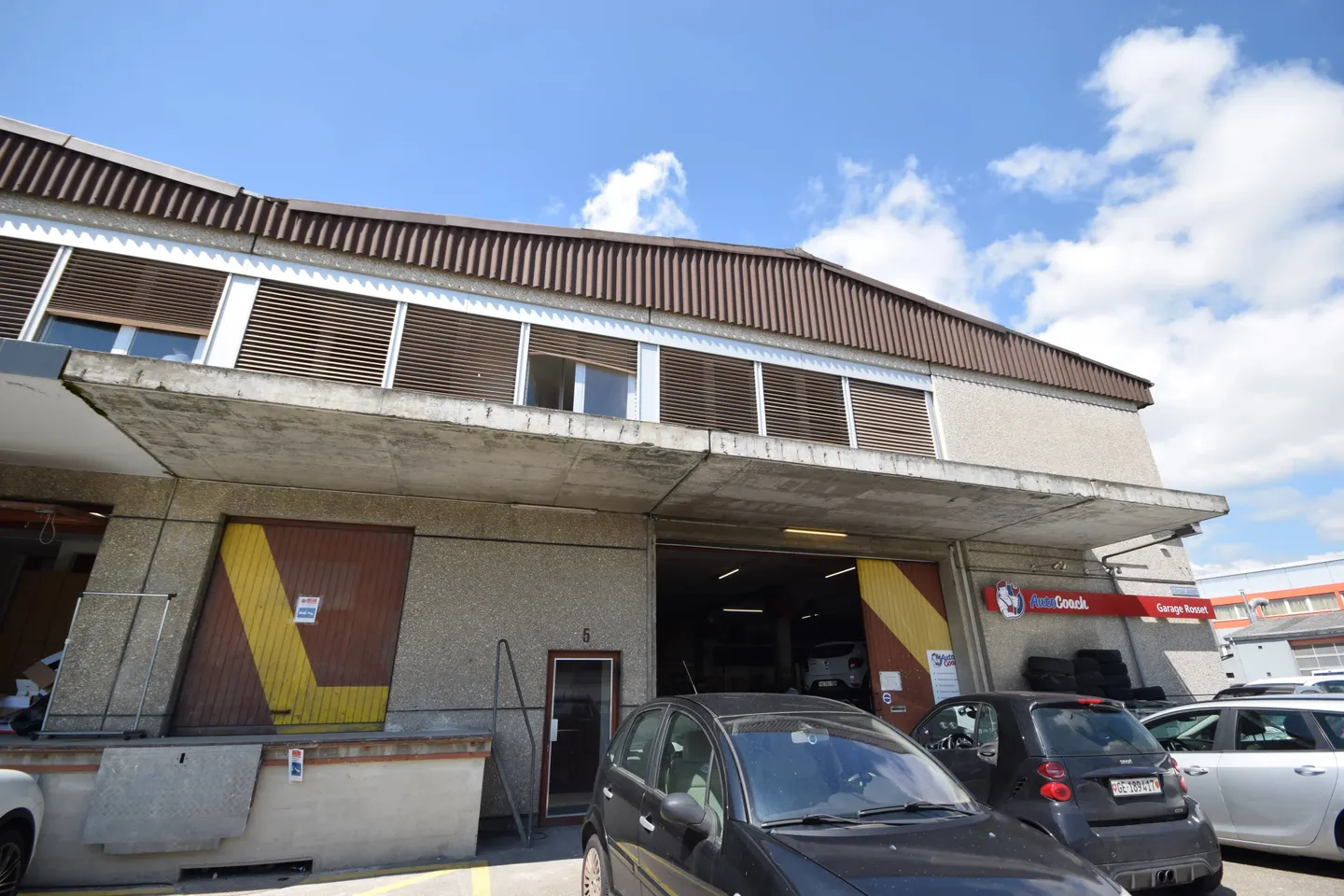 Industrielle Fläche in Meyrin - Foto 1 von 5