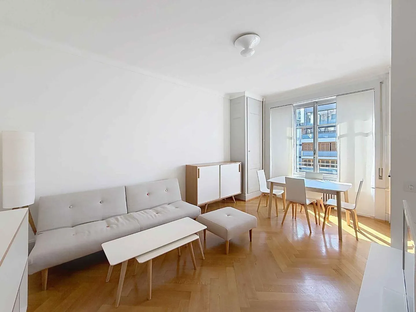Furnished 2.5-room apartment - Photo 4 of 11