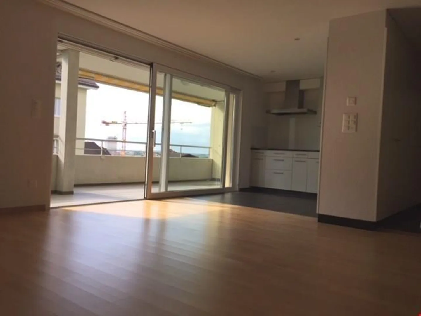2 1/2-Room Condominium - Photo 4 of 16