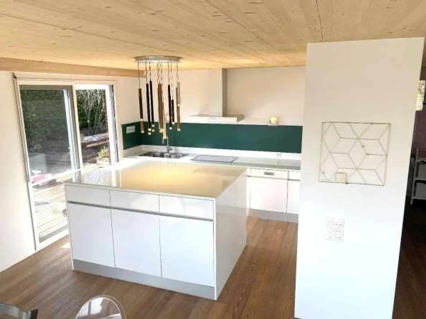 7.5 Room Single Family House - Photo 4 of 5