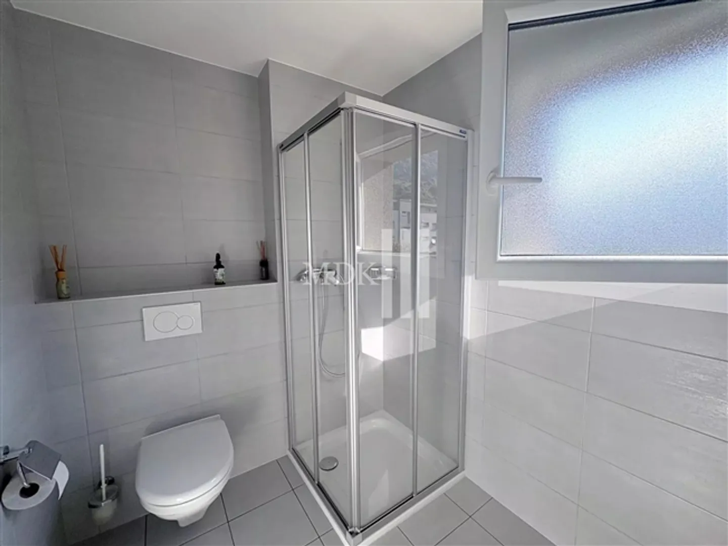 Spazi commerciali spaziosi (ideali per uffici e aziende di servizi) in affitto a Monthey - Foto 9 di 12