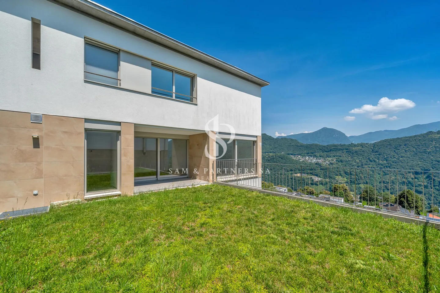 Modern House Newly Built - Photo 2 of 15