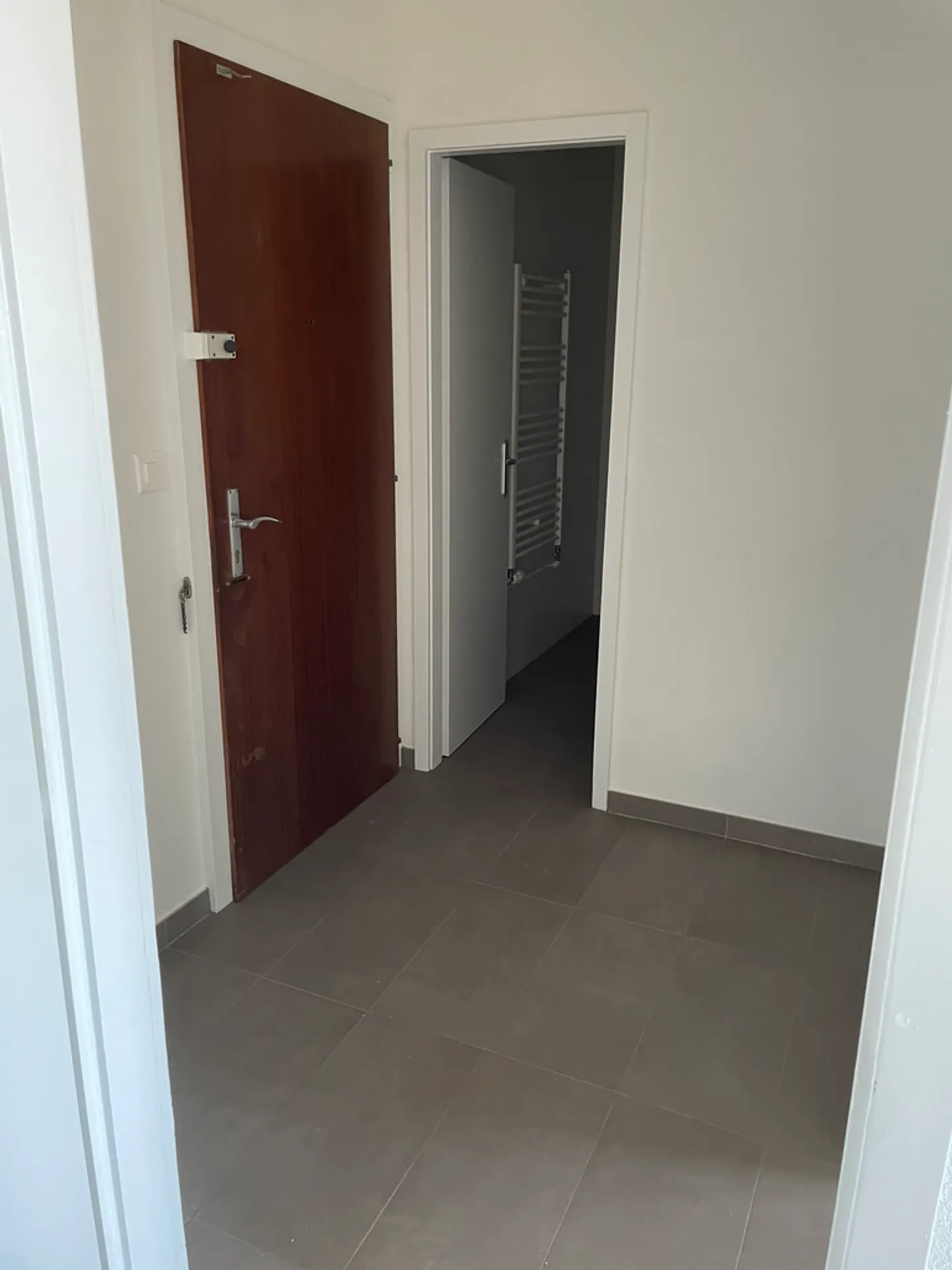 Helles Apartment Nahe Parks - Foto 6 von 7