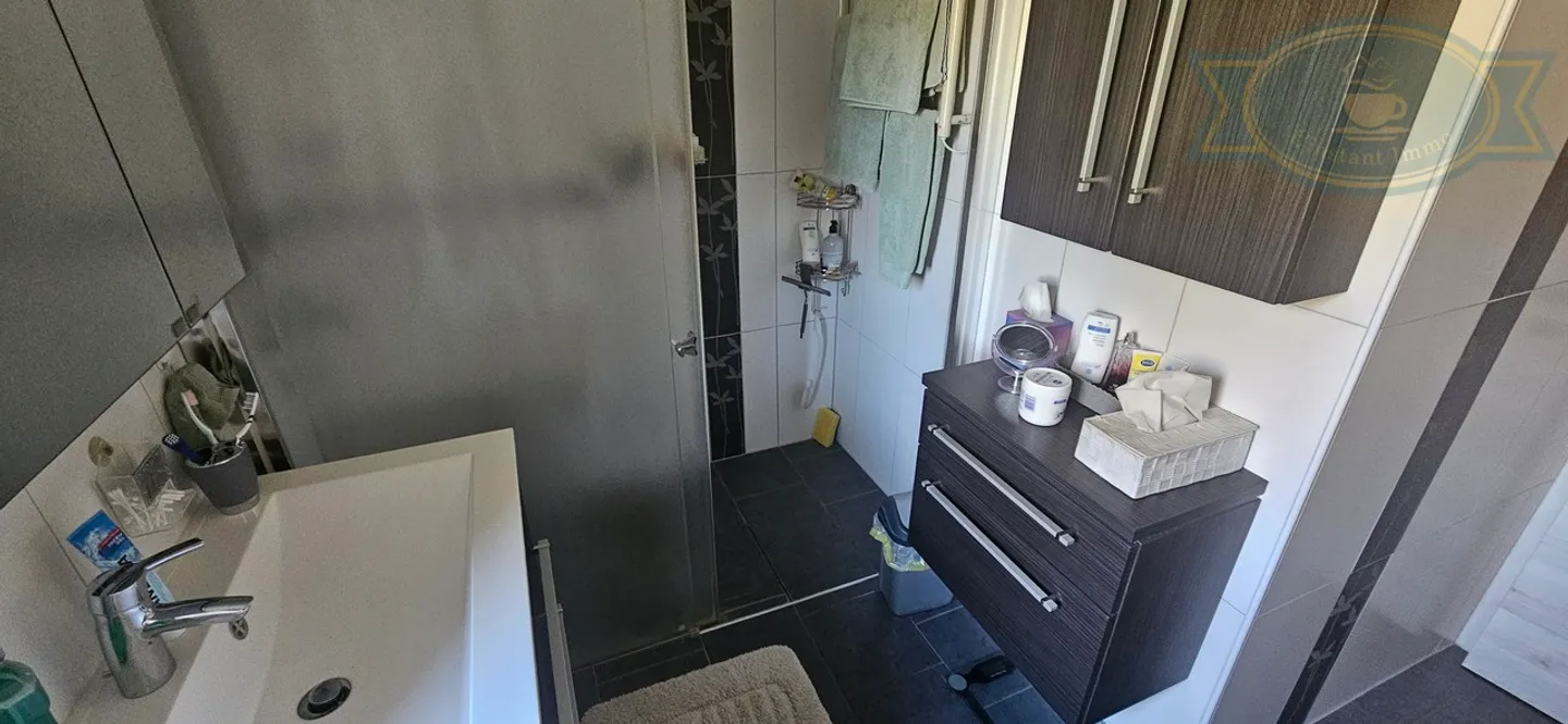 Appartamento in vendita - Foto 7 di 11