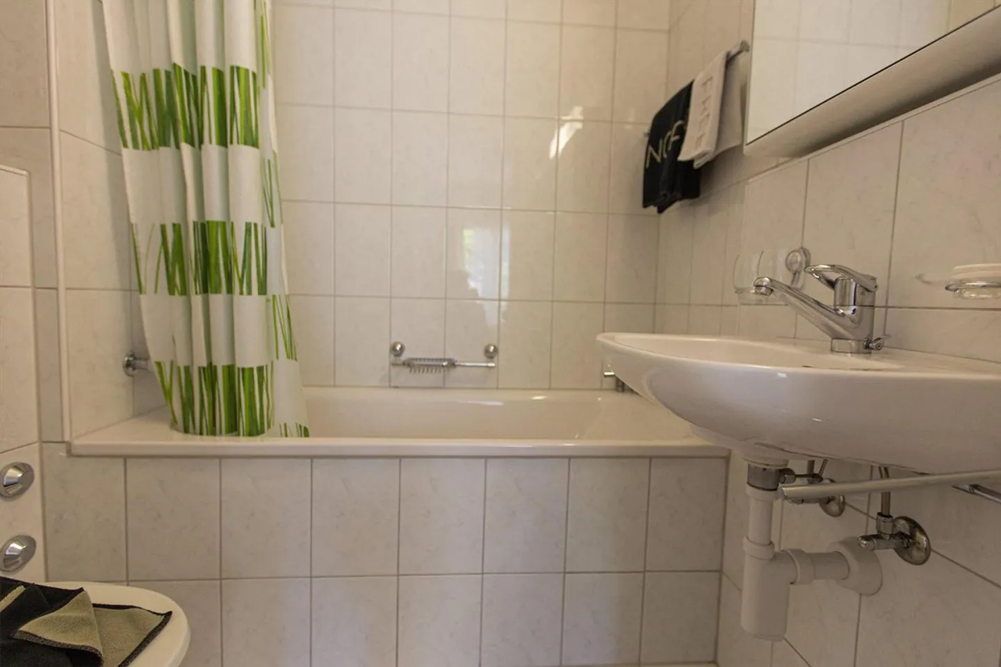 Möbliertes 1-Zimmer-Apartment mit Balkon in der Innenstadt Zürich - Foto 5 von 6