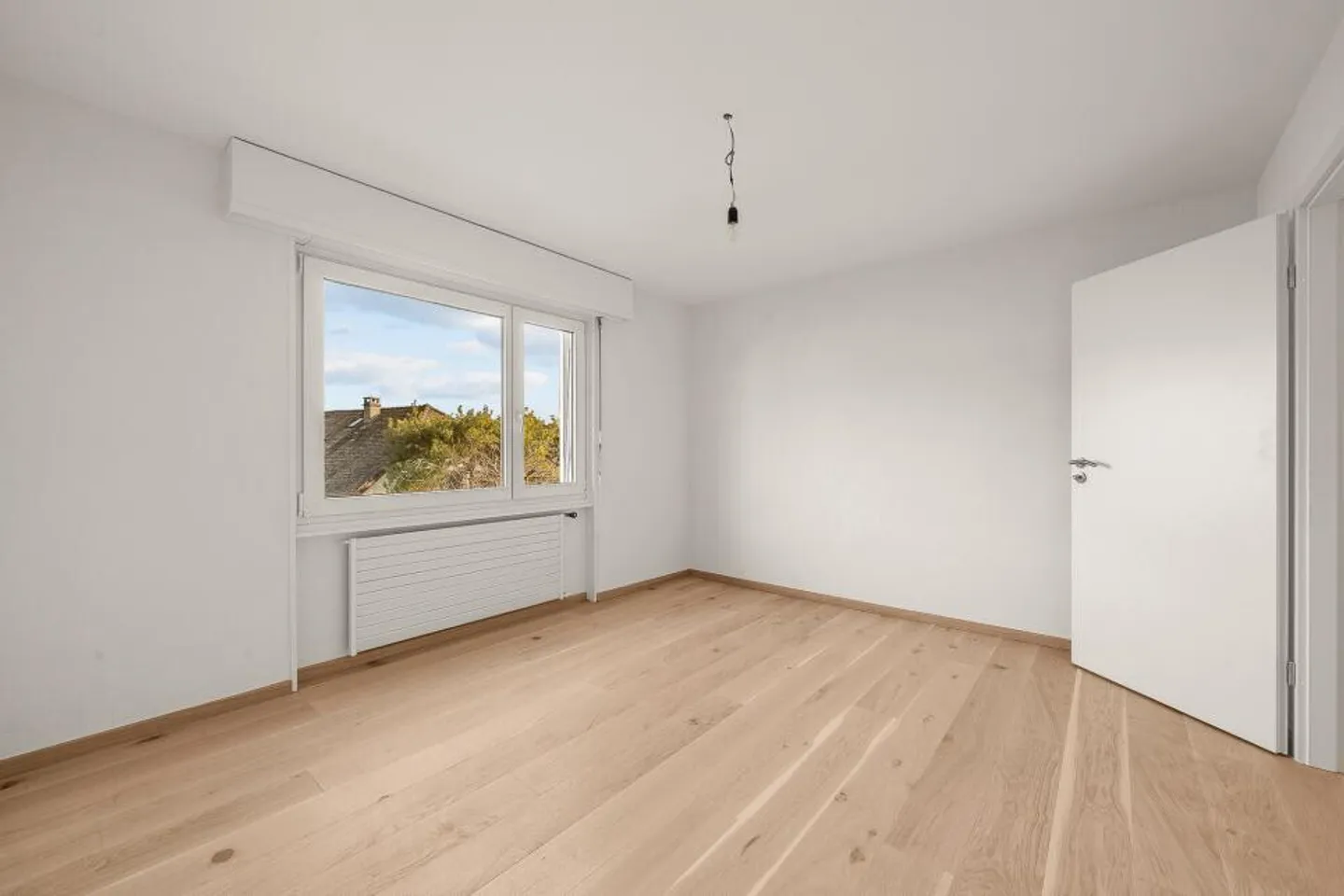 SELTEN AUF DEM MARKT - RENOVIERTE ATTIKAWOHNUNG - Foto 9 von 10