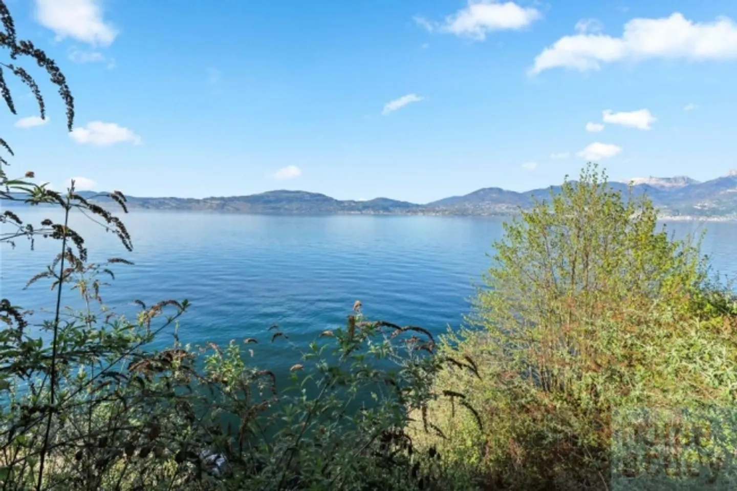 Appartement au bord du lac - Photo 15 sur 16